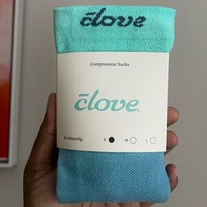 Clove compression socks 🧦